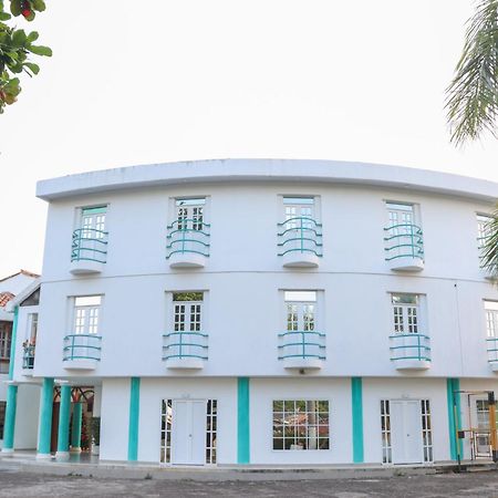 Hotel Plaza Real Montelíbano Zewnętrze zdjęcie