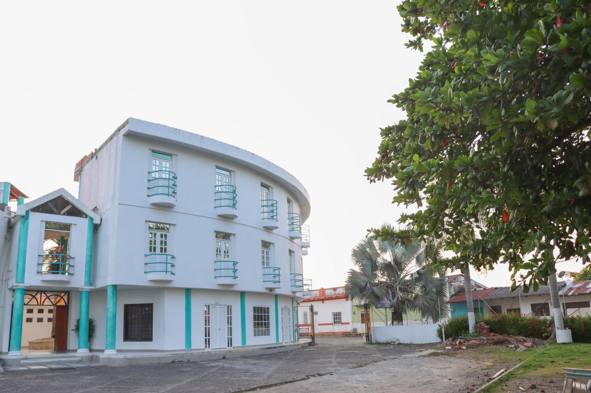 Hotel Plaza Real Montelíbano Zewnętrze zdjęcie